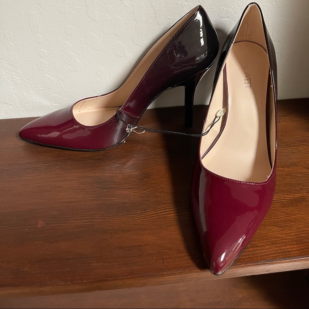 Brand new pair of Ombré heels